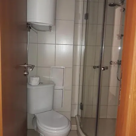 アパート Cedar Self Catering バンスコ