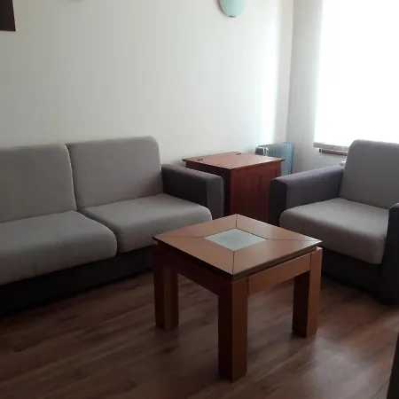 Cedar Self Catering アパート バンスコ